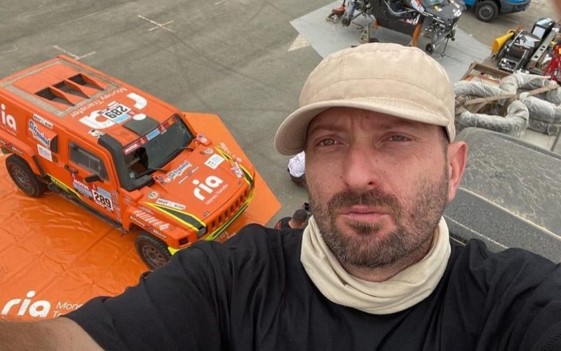 cheloo-a-facut-scandal-in-curtea-catedralei-mantuirii-neamului,-unde-si-a-parcat-masina.-testul-pentru-droguri-ar-fi-iesit-pozitiv