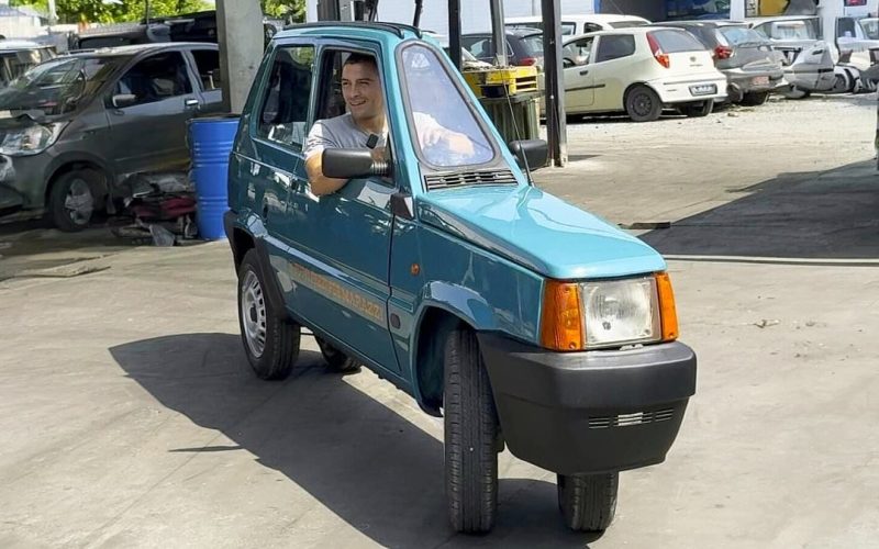 fiat-panda-reinventat:-cea-mai-ingusta-masina-din-lume-socheaza-cu-designul-ei-imposibil