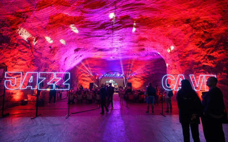 jazz-in-inima-pamantului:-the-jazz-cave-festival-transforma-valcea-in-capitala-mondiala-a-improvizatiei