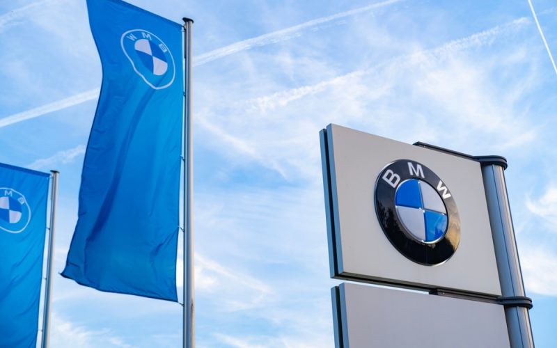 bmw-group-raporteaza-evolutie-pozitiva-a-vanzarilor-in-al-doilea-trimestru-al-anului-2025