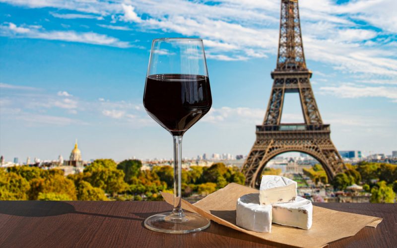 producatorii-francezi-de-vin-si-branzeturi,-alarmati-de-noile-tarife-vamale-impuse-de-sua