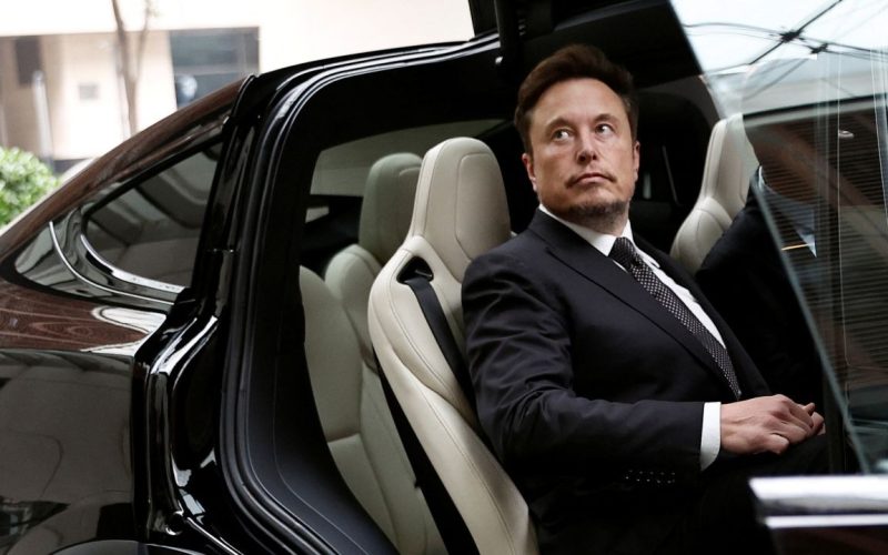 compania-lui-elon-musk,-fata-in-fata-cu-un-proces-fara-precedent-dupa-ce-o-masina-tesla-a-fost-implicata-intr-un-accident-soldat-cu-un-mort-si-un-ranit
