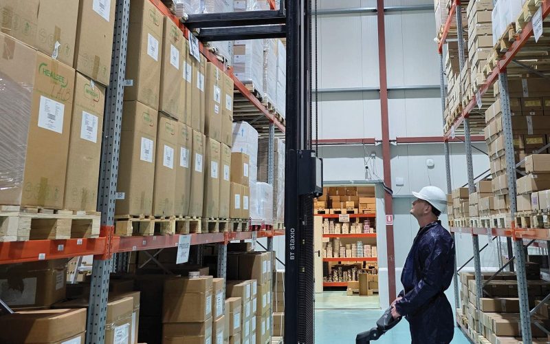 cosmo-pharm:-vanzari-in-crestere-cu-50%-in-prima-jumatate-a-anului-2025,-pe-fondul-extinderii-internationale-si-al-investitiilor-in-productie