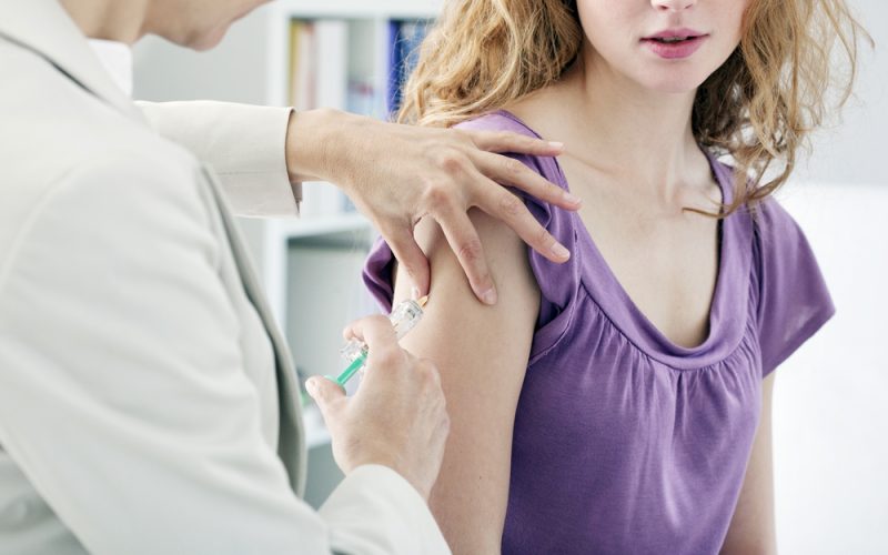 vaccin-gratuit,-dar-mortalitate-record-in-romania