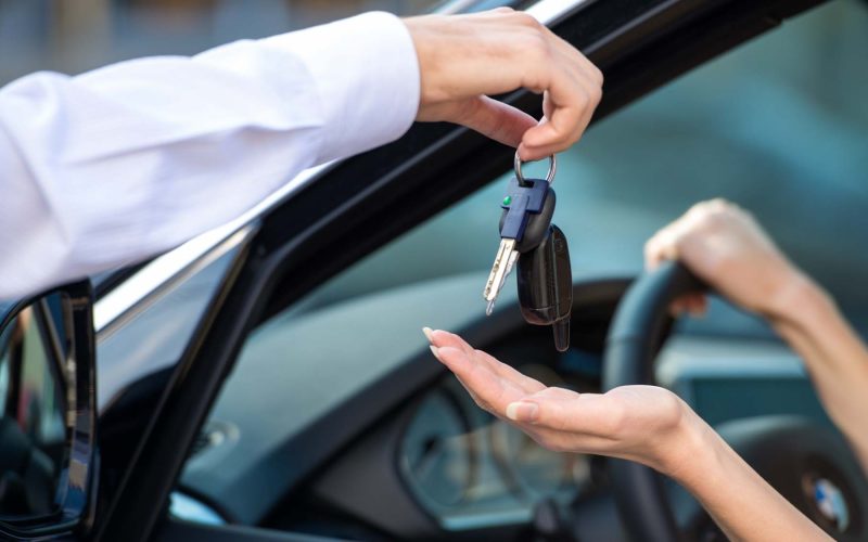 din-2030,-firmele-de-inchirieri-auto-vor-fi-obligate-sa-ofere-doar-masini-electrice