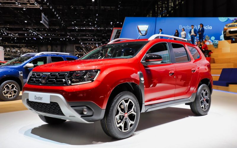 cat-costa-o-dacia-duster-cu-cutie-automata-din-2017.-suv-ul-second-hand-este-vandut-de-banca-transilvania