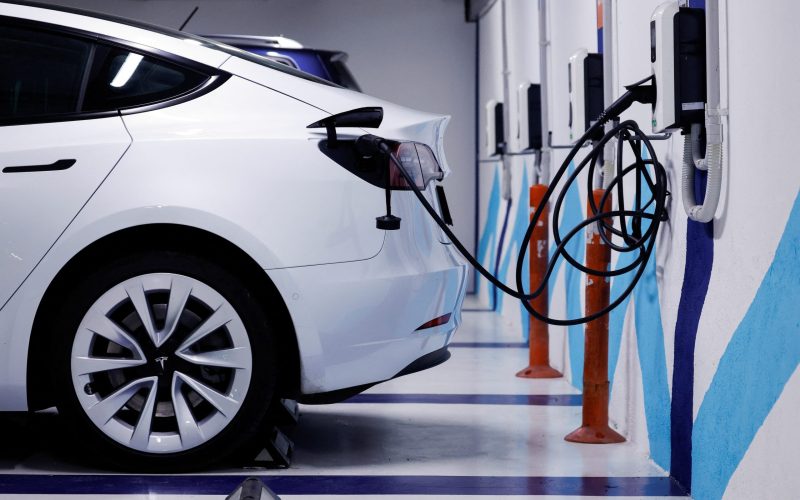 studiu:-soferii-de-masini-electrice-platesc-prea-mult-pentru-autonomie-pe-care-nu-o-folosesc