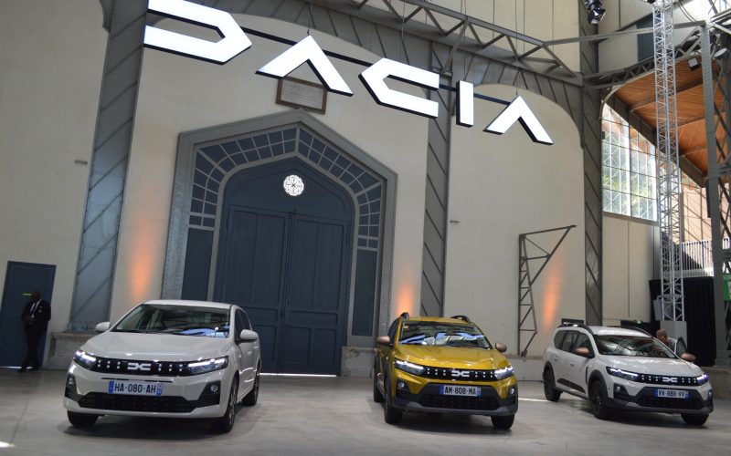 dacia-face-valuri-pe-final-de-2025-–-versiuni-noi-de-logan,-spring,-sandero,-jogger,-duster-si-bigster.-ce-trebuie-sa-stii