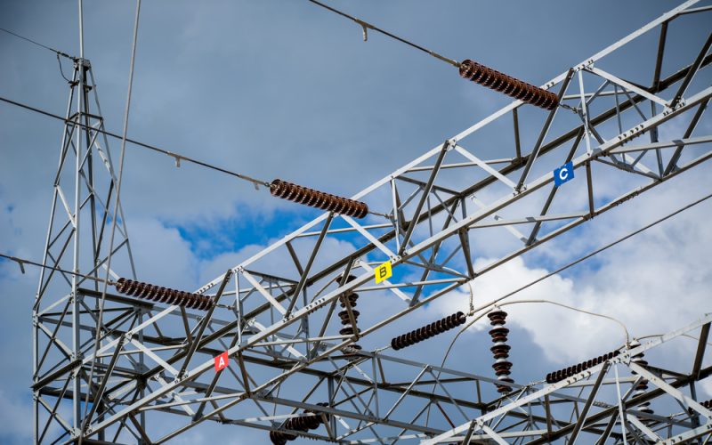 electrica-porneste-constructia-a-15-parcuri-de-baterii-de-stocare-a-energiei-electrice