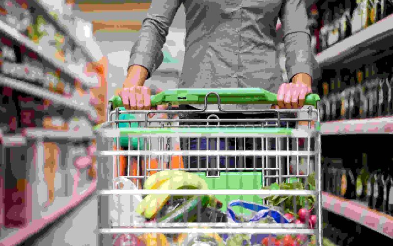fes:-cosul-minim-pentru-un-trai-decent-urca-la-11.370-lei/luna-pentru-o-familie-cu-doi-copii,-in-septembrie-2025