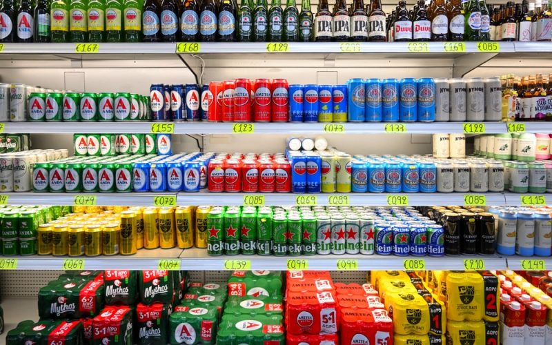 marile-lanturi-de-magazine-din-grecia-reduc-preturile-la-peste-2.000-de-produse