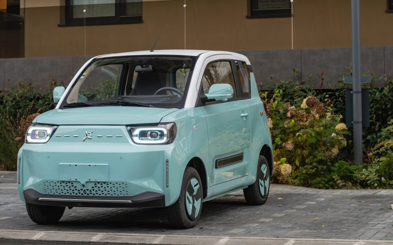 daca-tot-pot-sa-conduca-de-la-16-ani-in-romania,-acum-exista-un-curs-de-conducere-defensiva-pentru-adolescenti.-asa-evita-accidentele-in-trafic