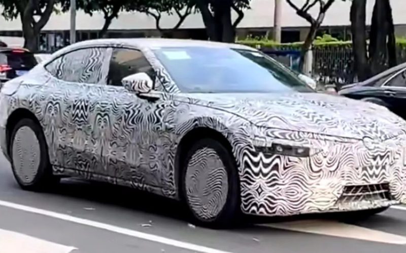 volkswagen-pregateste-o-noua-berlina-electrica,-dar-nu-tocmai-cum-te-ai-astepta.-ce-stim-despre-colaborarea-cu-piata-chineza