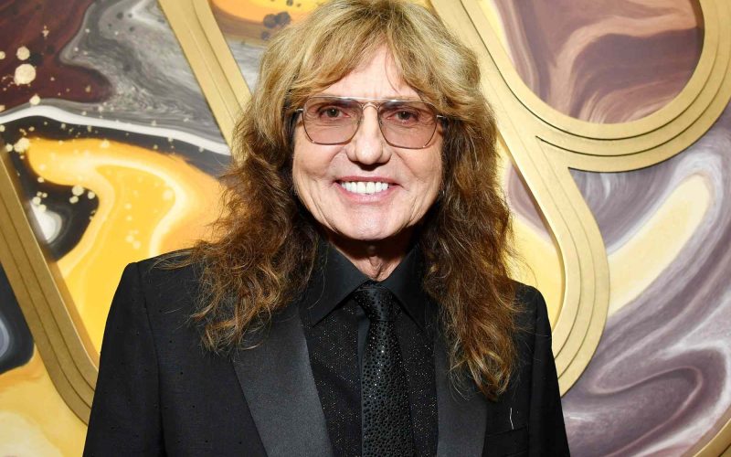 david-coverdale-se-retrage-oficial-din-muzica:-mesaj-emotionant-pentru-fanii-whitesnake